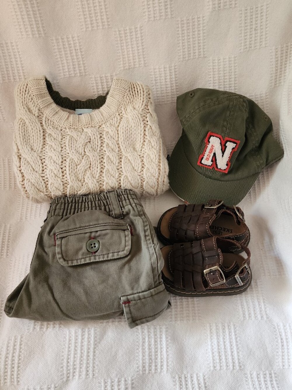 ✨️ Vintage ✨️ Bundle 3-6 months Old Navy Fall baby outfit with Skechers sandals